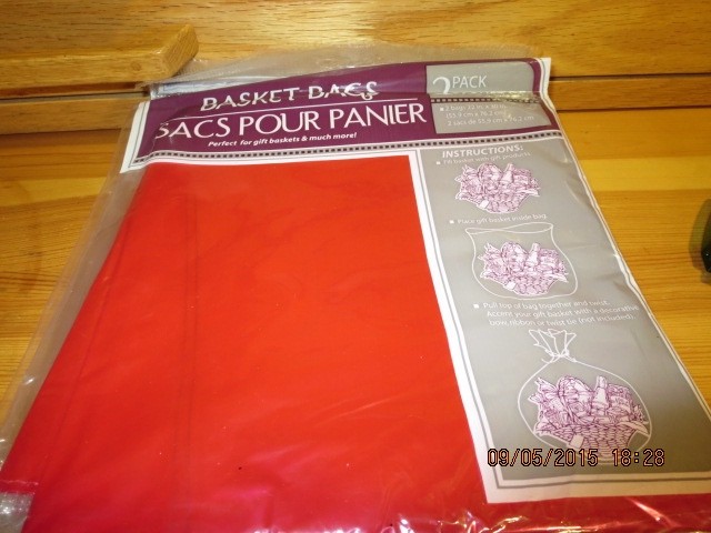 10 PKGS. (2 IN EACH) =20 RED CELLOPHANE BASKET BAGS---#R13-10 gallery