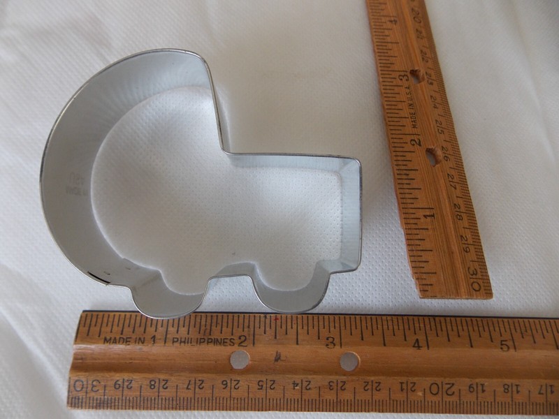 Lot of 2 Baby Themed Cookie Cutters: Baby Bottle + Carriage gallery