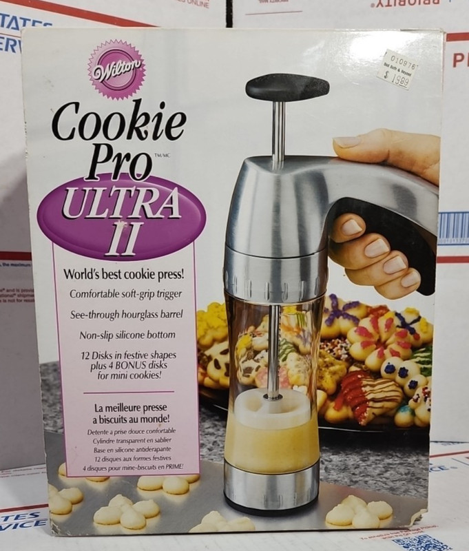 Wilton Cookie Pro Ultra II Cookie Press Set 16 Disks Silver Black Easy Grip