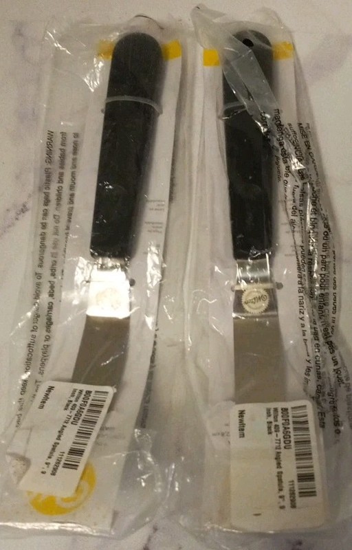 Wilton Angled Spatula 9″ Black Handle Stainless Steel Blade Lot Of 2 New