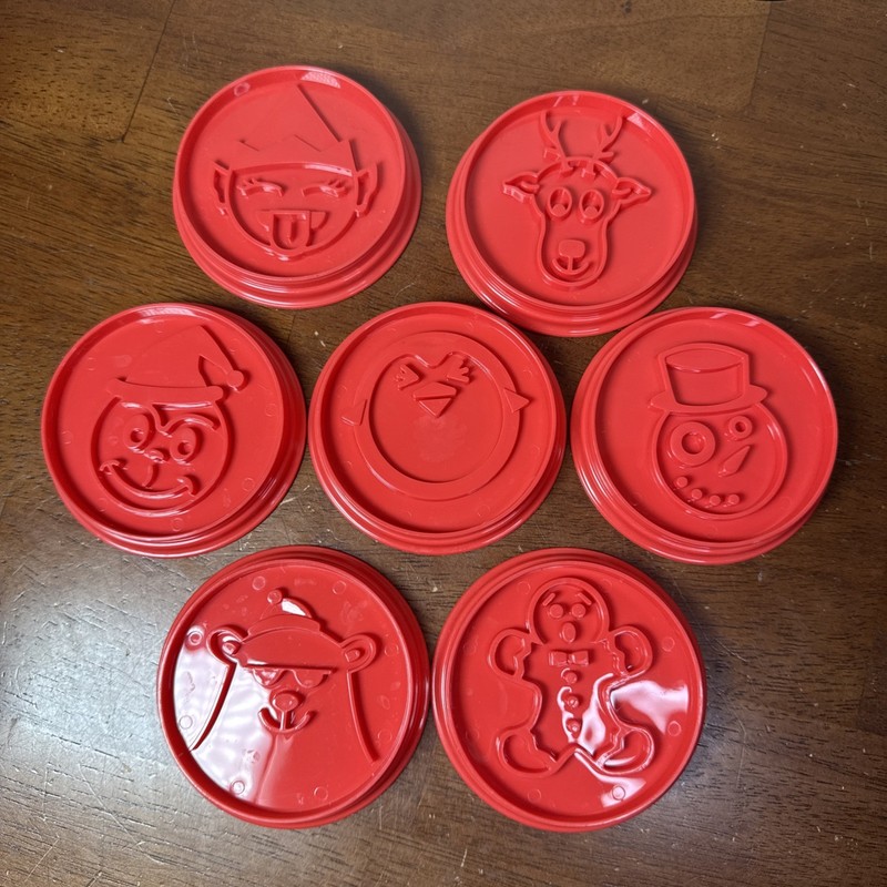 Pampered Chef Christmas Cookie Cutters Set of 7 Stackable Red Kid Safe gallery