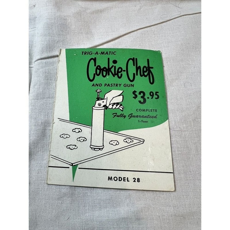Vintage Cookie Chef Trig-O-Matic Cookie Pastry Gun Icing Decorator Discs Tips gallery