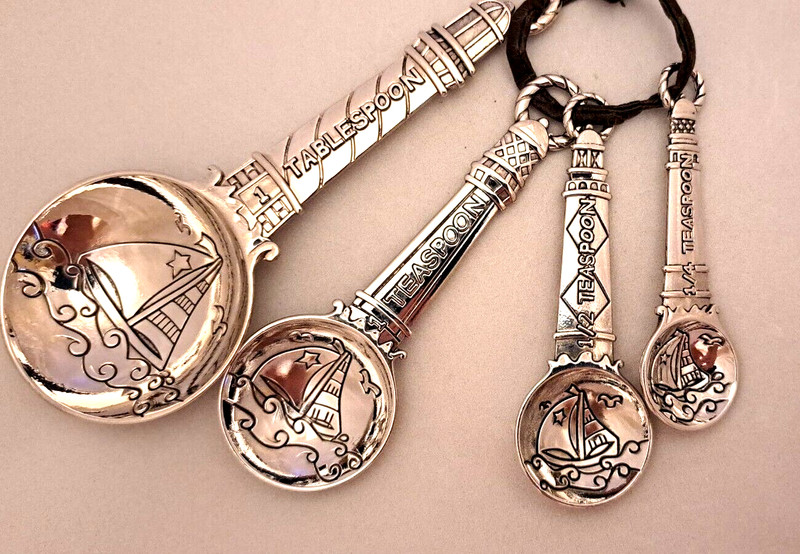 Ganz Measuring Spoon Set – Nautical Design with Lighthouses, Sailboats, Anchors