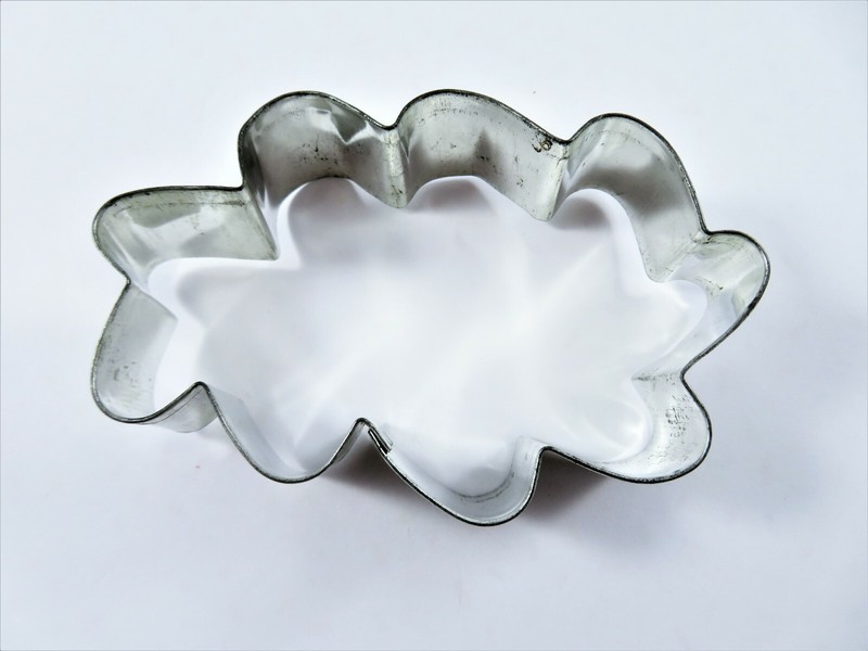 Vintage Metal Cookie Cutters Mixed Lot Of 3 Turkey Otter Cloud Shiny Tin Steel gallery