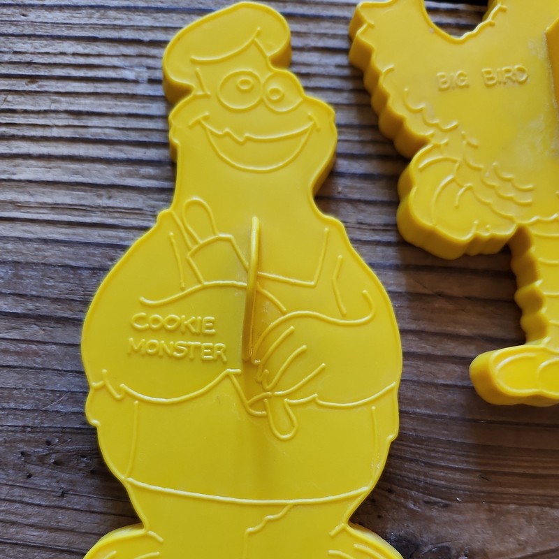 Vintage 1970s SESAME STREET Cookie Cutters-Use w Playdoh or Ornaments-lot of 5 gallery