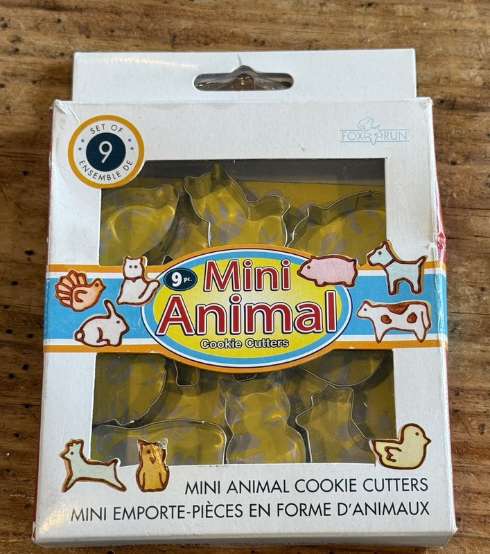 FOX RUN Mini ANIMAL Cookie Cutter BOXED Set of 9 New/Open Box