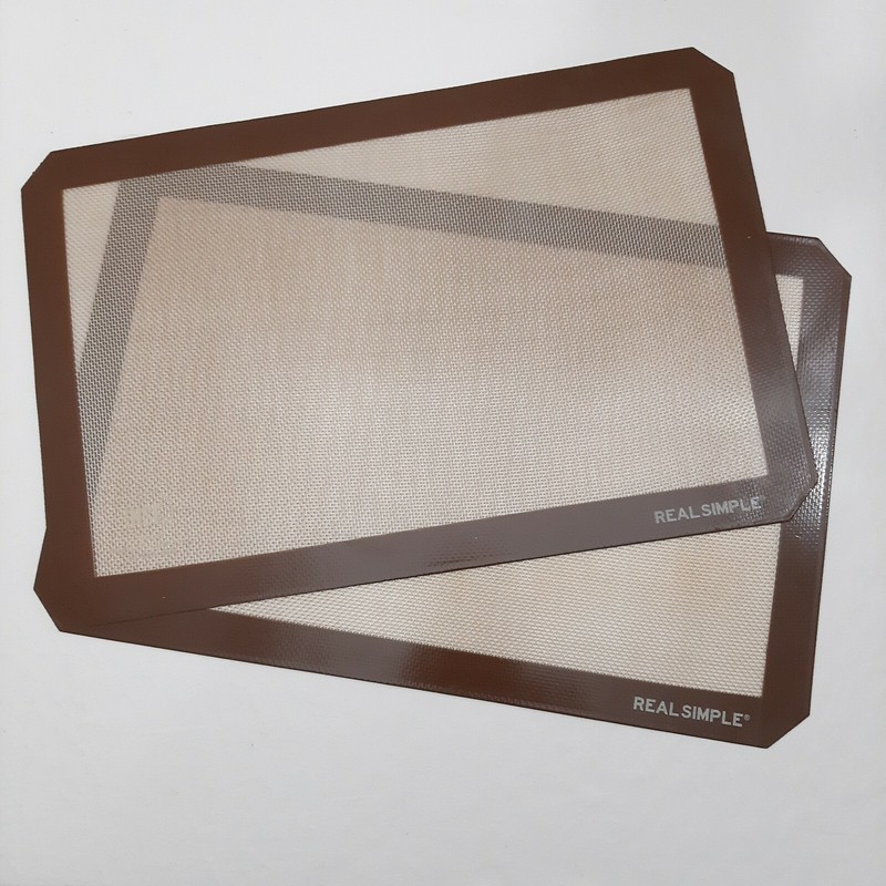 Real Simple Solutions Professional Silicone Baking Mat Double Sided Set of 2 EUC