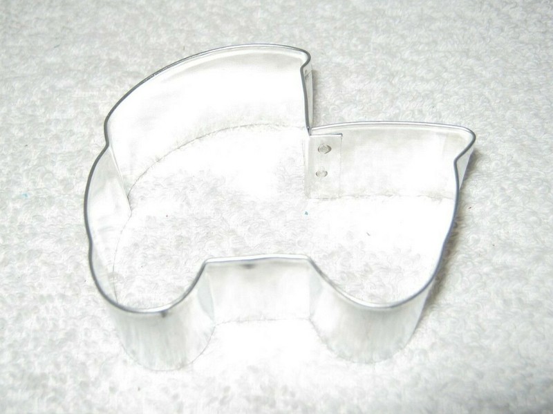 Metal Cookie Cutter – Baby Carriage – Small Size –