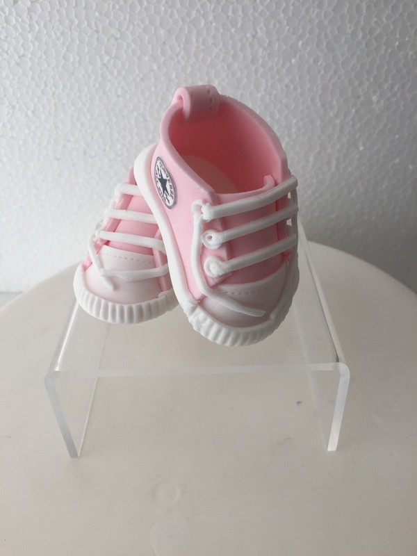 EDIBLE BABY PINK BABY BOOTIES SHOES CAKE TOPPER DECORATION BIRTHDAYS gallery