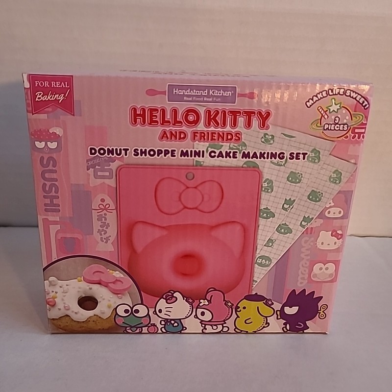 Hello Kitty Donut Shoppe Mini Cake Making Set