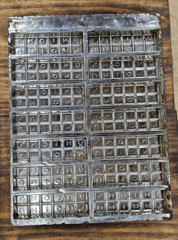 VINTAGE UNION CANDY COMPANY CHOCOLATE MOLD, LARGE MOLD, CANDY, ANTIQUE 🍭