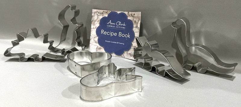 Ann Clark Dinosaur Cookie Cutters-Made in USA-Alloy Steel-5 Dino's & 1 Heart gallery