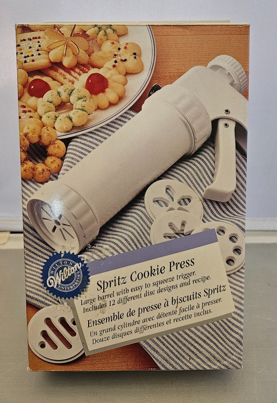 Spritz Cookie Press Wilton Barrel 12 disc Pre-owned Christmas