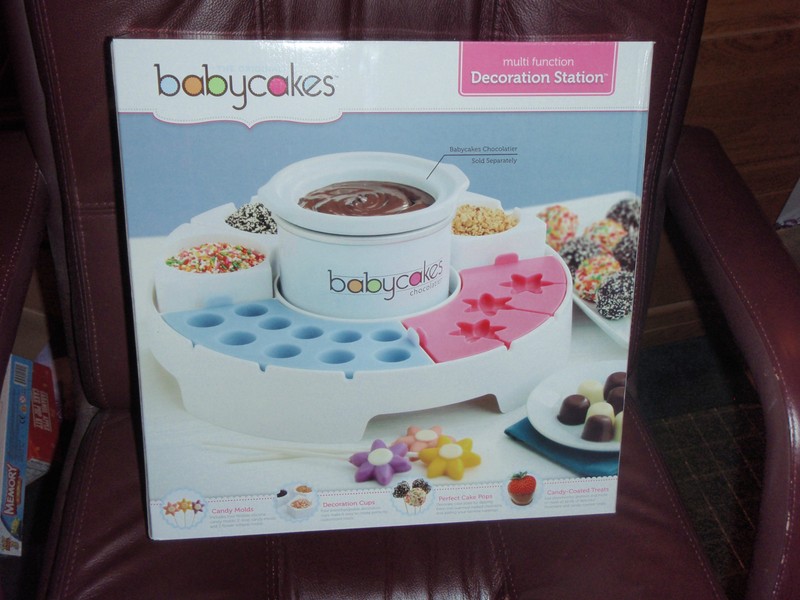 BABYCAKES MULTI FUNCTION DECORATION STATION***CHOCOLATIER SOLD SEPARATE