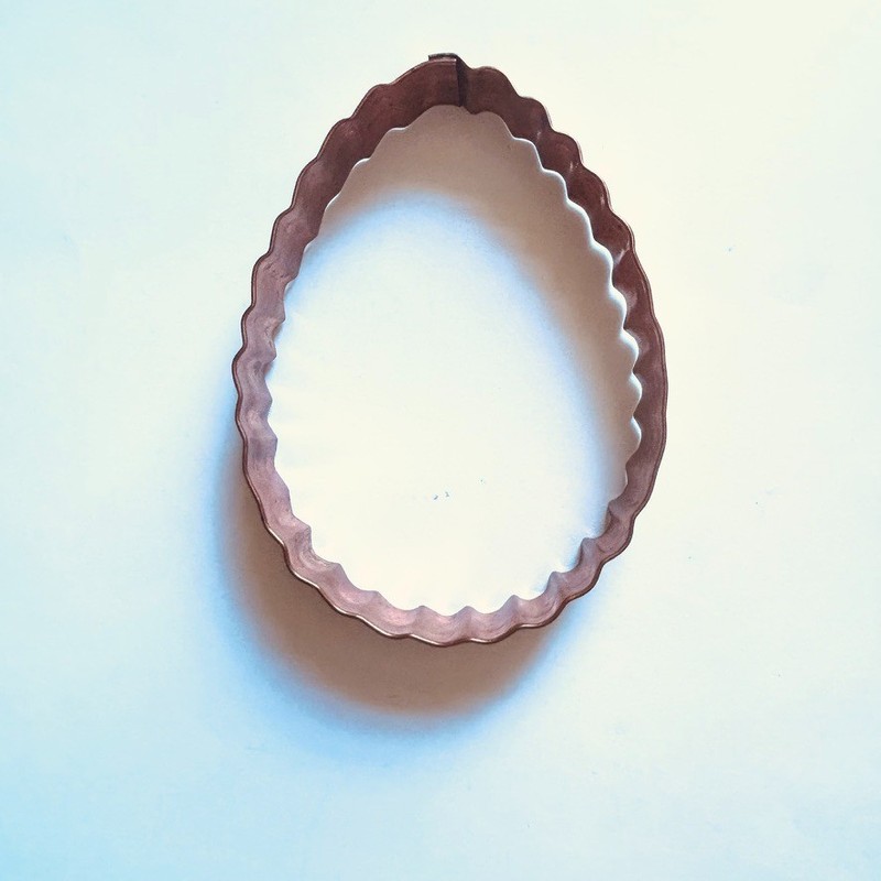Copper Oval Egg Cookie Cutter Heavy Duty Scalloped Edges Easter Large 6 x 4 in