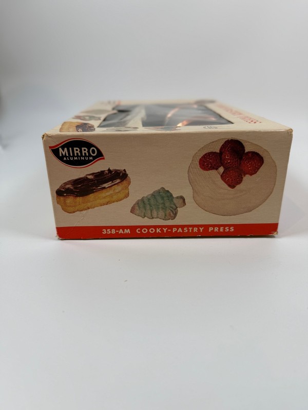 Vintage Mirro Cookie Cooky Pastry Press with 3 Tips 12 Discs Copper Aluminum gallery