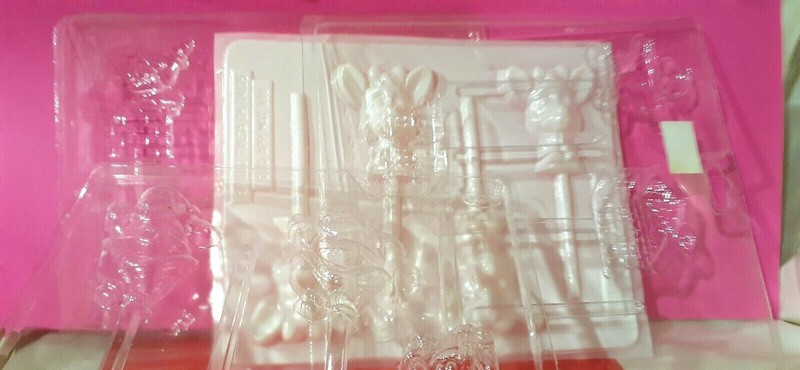 4 – CHRISTMAS LOLLIPOP MOLDS Chocolate Candy Molds Santa, Gingerbread (#179)