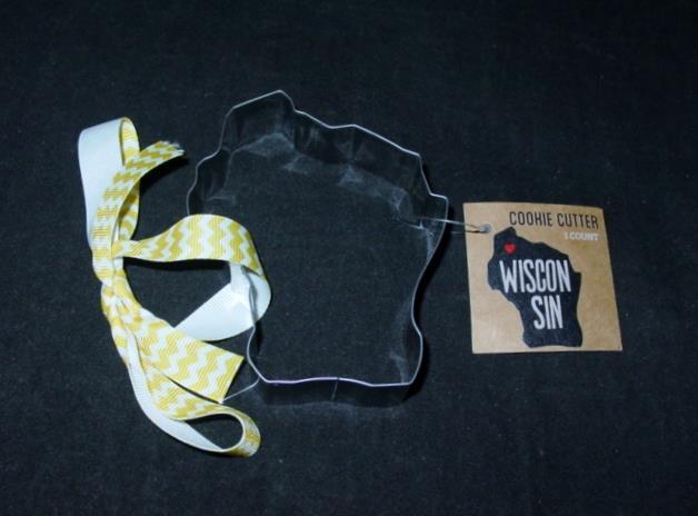 WISCONSIN Metal Christmas COOKIE Cutter – Badger State Shape – Tin 4″ In. (NEW)