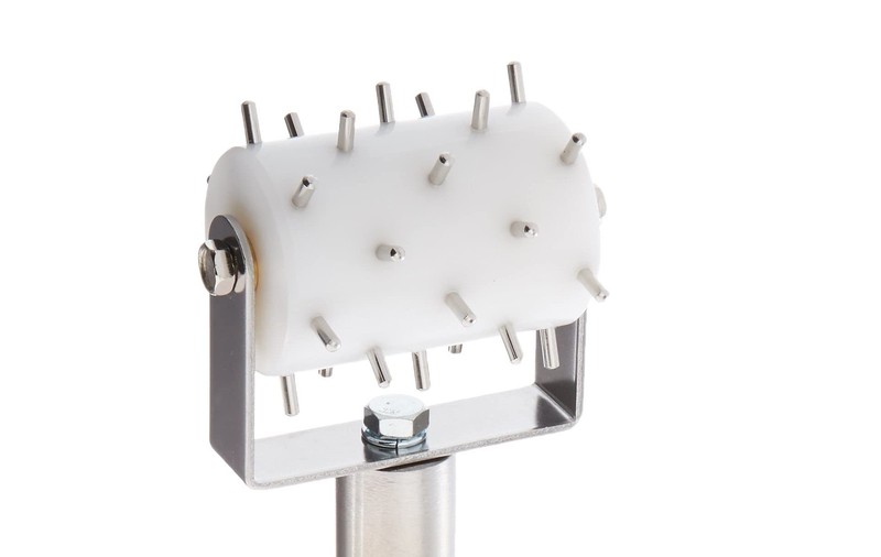 Winco Rd-2 Dough Roller Docker 1/2-Sizewhite Stainless Steelmedium gallery