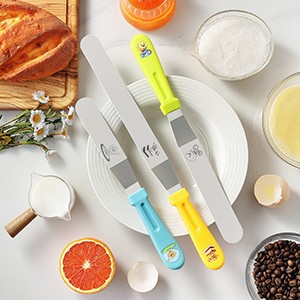 3PCS Icing Spatula, Offset Spatulas with Ergonomic PP Handle, Stainl gallery