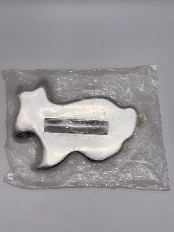 NEW In PKG Vintage Easter BUNNY Rabbit Aluminum Cut Out Cookie Cutter 4x3" gallery