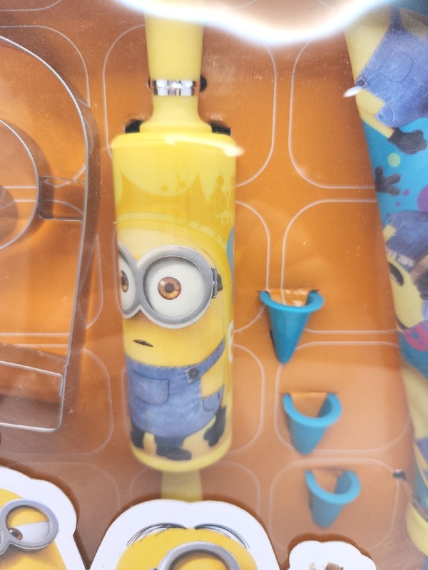 Tiny Chef Baking Set Minions Let's Make Cookies 7 Pc Kit Brand New Ages 4+ gallery