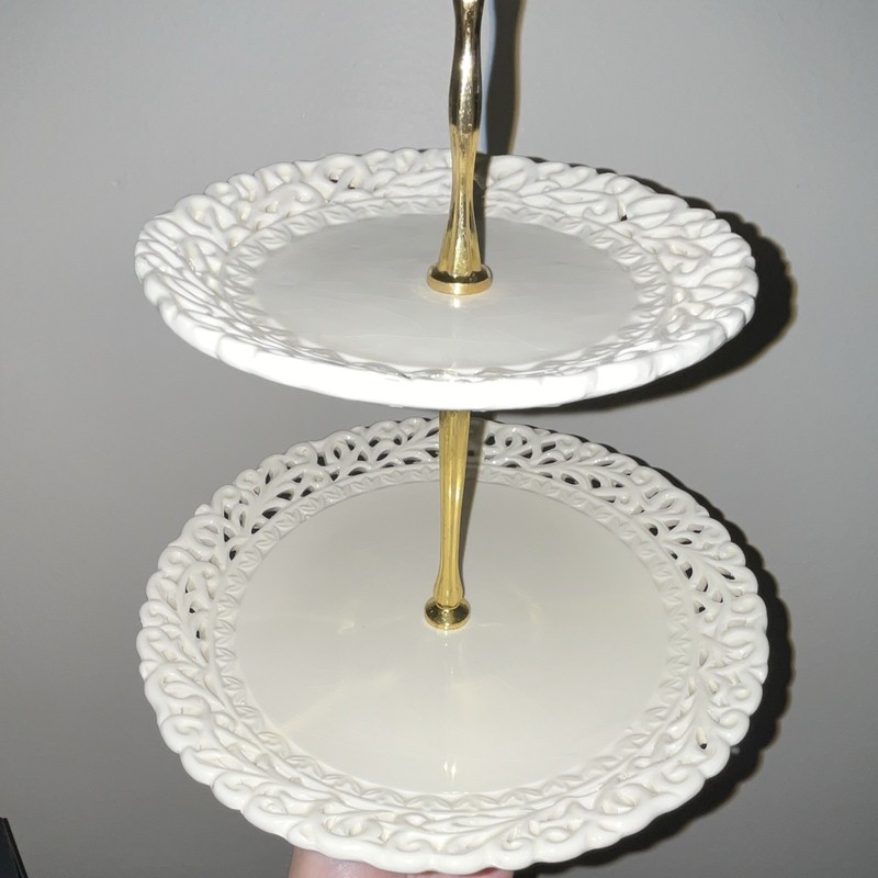 The Queen's Treasures 2-Tier White Ceramic Round Cake Stand, Gold Handle gallery