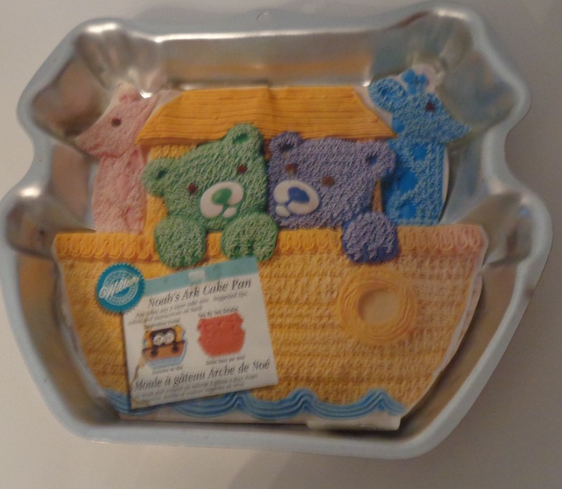WILTONS NOAH'S ARK CAKE PAN WITH INSERT & INSTRUCTIONS