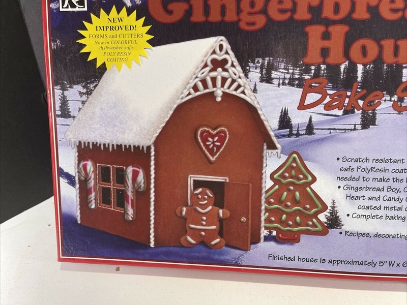 NEW VINTAGE 2001 Gingerbread 7-Piece Cookie Cutter & Baking Set w Recipe gallery