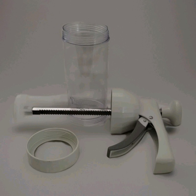 The Pampered Chef Cookie Press 1525 Complete In Box Decorative Cookies gallery
