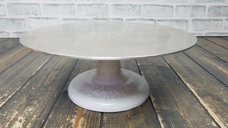 Ateco 612 - 12 inch Cake Stand White with 500 Count Doily Normandy 8" Round Lace gallery