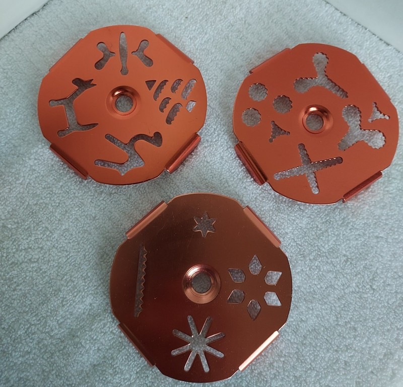 VTG Mirro Aluminum "dial-a-cookie" Cookie Press 3 Plates 12 Designs Screw Handle gallery