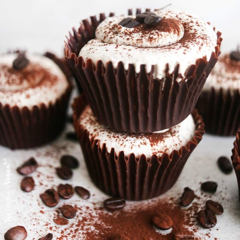 Brown Standard Cupcake Liners Swedish Paper Baking Cups Coffee Color 400 PCS gallery