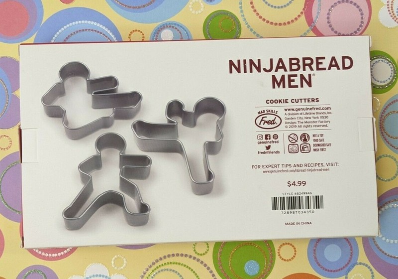 Ninjabread Men Cookie Cutters Karate Ninja Martial Arts Set of 3 Plastic NEW gallery
