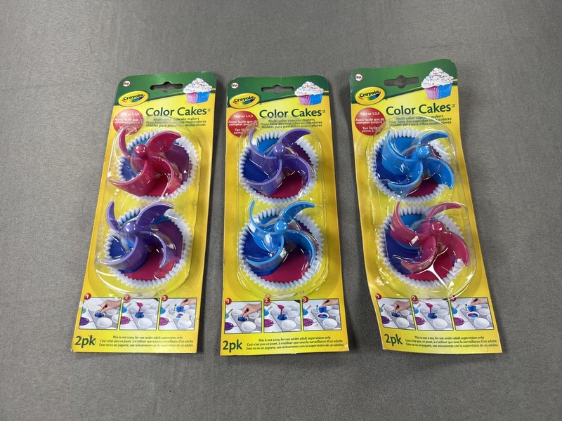 Crayola Color Cakes Multi Color Cupcake Makers Baking Tool Set of 6 NIP