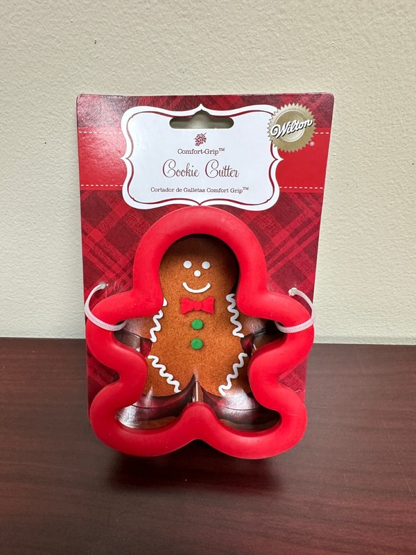 Wilton “Gingerbread Man” Red Comfort-Grip Cookie Cutter~NEW