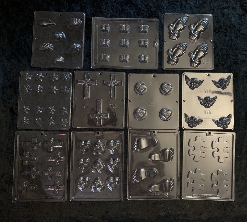 Huge Lot - 11-Clear Plastic Chocolate Candy/ Wax Melt Molds gallery