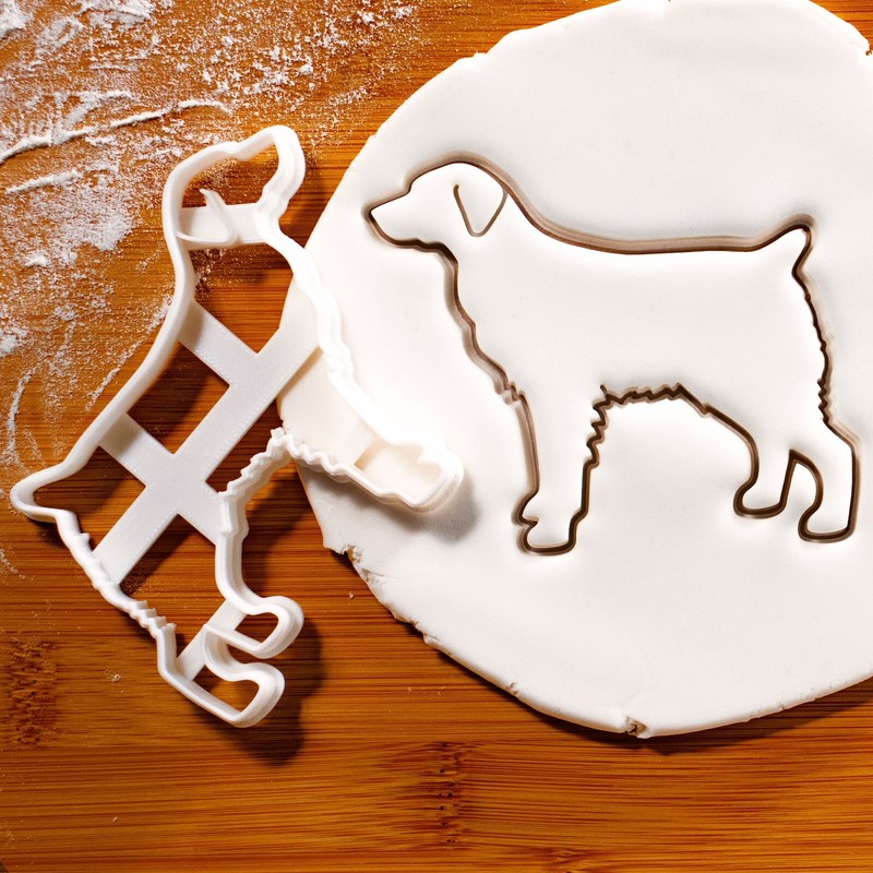 Brittany Spaniel Outline Cookie Cutter – Bake dog treats personalized portrait