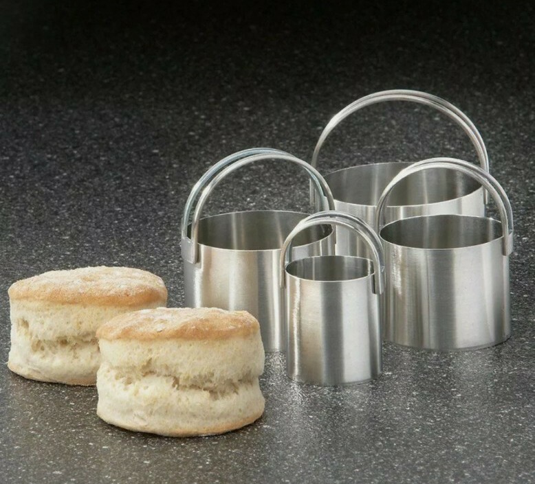 RSVP Set Of 4 Round Biscuit Cookie Cutters Stainless Steel Jello Mold Durable gallery