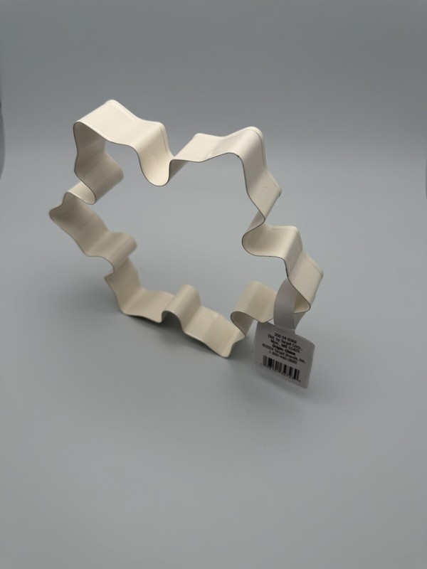 Wondershop Target Cookie Cutter Snowflake White Winter Stainless Steel Baking gallery