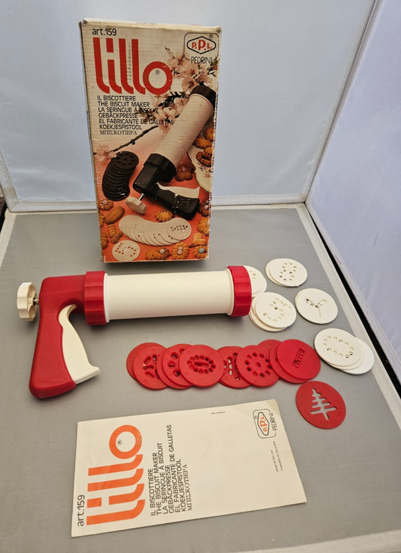 Lillo Spritz Cookie Gun Biscuit Maker Italy 24 Discs Numbers Shapes Vintage