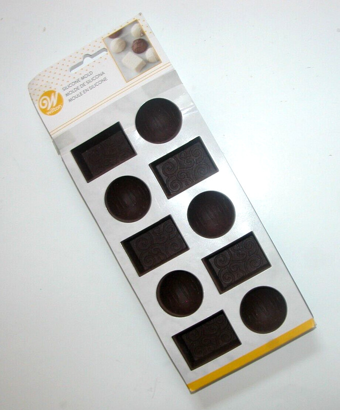 NIP NEW Wilton Silicone Candy Mold Brown Textured 10