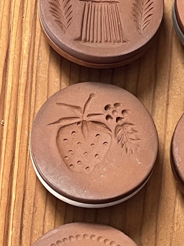 Vintage Rycraft Wooden Hanging Display Rack Holder With 6 Stamps Butterfly Berry gallery
