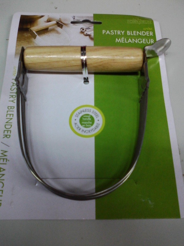 Wire Pastry Blender Fox Run #58544. NEW in package