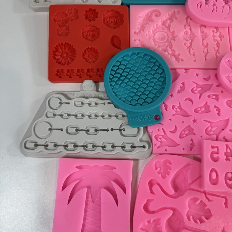 Fondant Gum paste Molds Cake Decorating Sugar Craft Wilton & Unbranded 35 Molds gallery