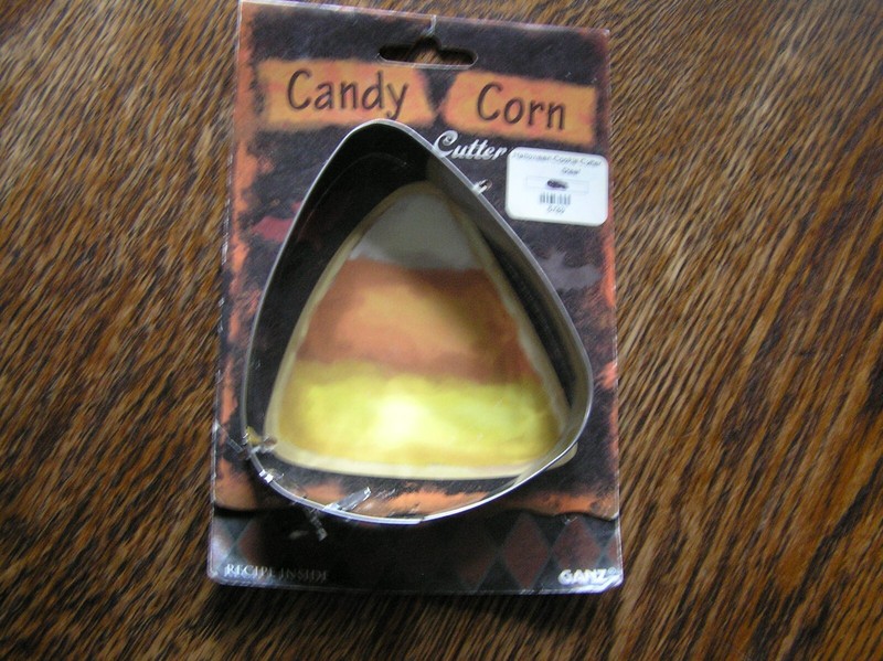 Ganz Metal CANDY CORN Cookie Cutter w/ Sugar Cookie & Icing Recipes 3.5X4″~~NEW!