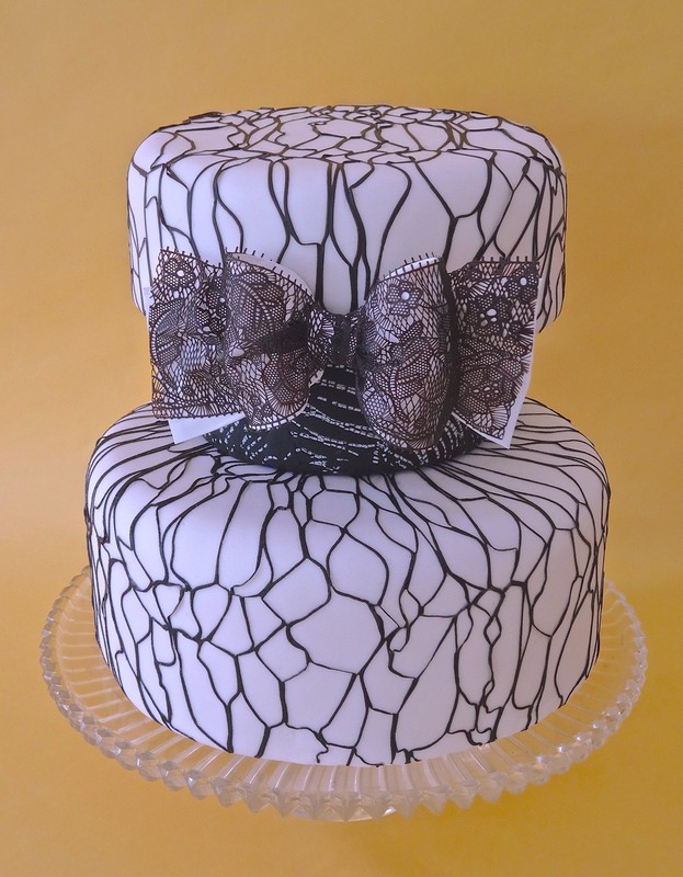 SugarVeil Extra Dark Chocolate Confectionery Icing gallery