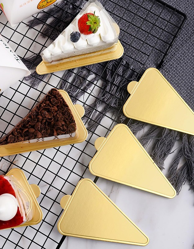 Mini Triangle Golden Cake Boards 100pcs Mousse Cupcake Base Paper Plates Tria... gallery