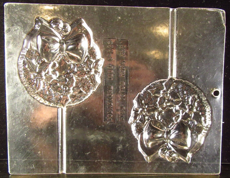 Christmas Poinsettia, Wreath, Snowflake Candy Chocolate Plastic Molds gallery
