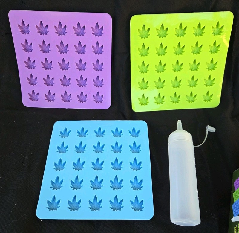 Silicone LEAF Gummy Mold 75 Cavities Hemp Cannabis With Bottle Dropper Candy